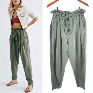 Free People Margate Pleated Paperbag Pant Sz S Green Stretch Twill Fisherman